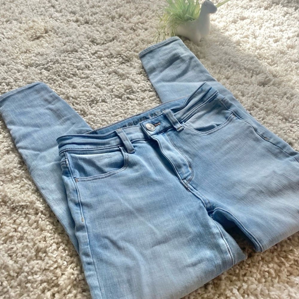 American Eagle Outfitters Light Blue Jeans - Picture 5 of 5